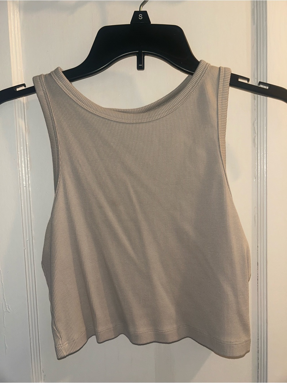 Women's Sleeveless Ribbed Crop Tank Top - Beige